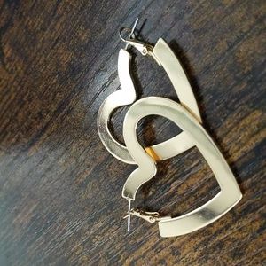 Gold heart hoop earrings